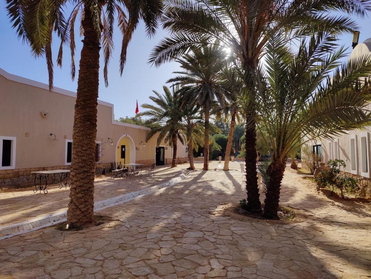 Hotel Pansy Qasr Ghilan 외부 사진